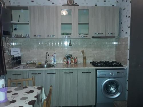 Боржоми: Guest House Zuriko