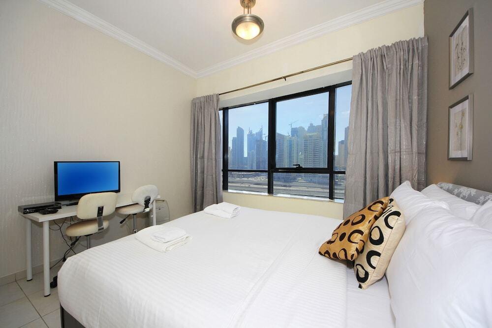 Дубай: Signature Holiday Home - Al Waleed JLT