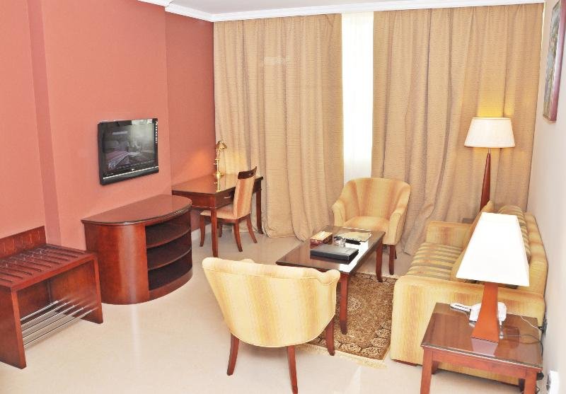 Абу-Даби: Ramee Royal Hotel Apartments Abudha