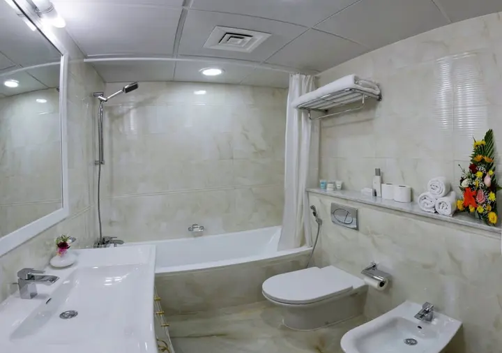 Дубай: Deira Suites Hotel Apartment