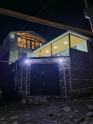 Аракит: Evim Otel
