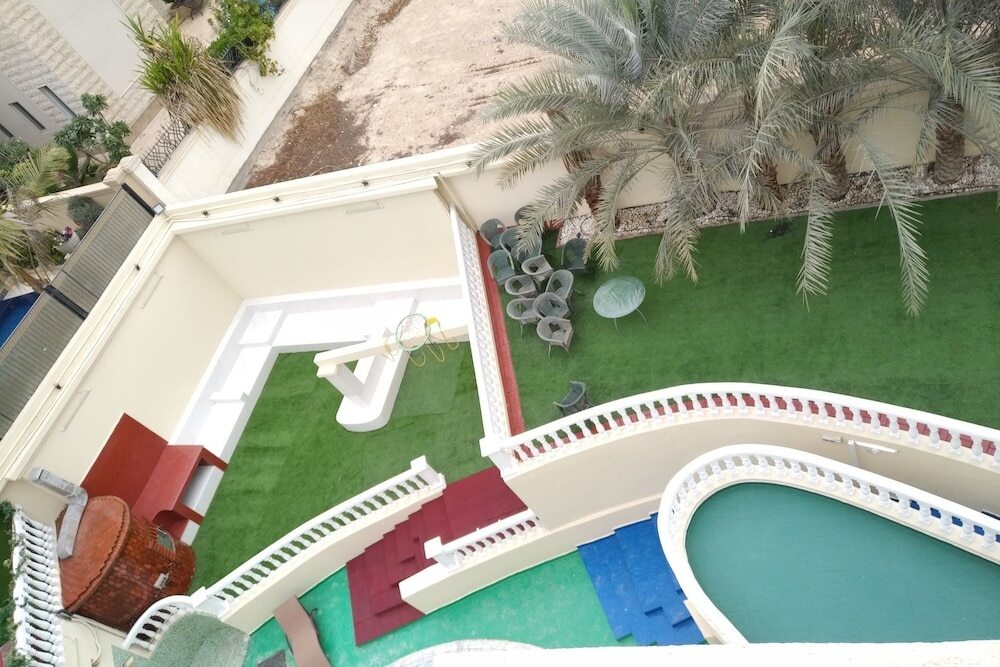 Emirates Hills Lake View Villa — фото 5