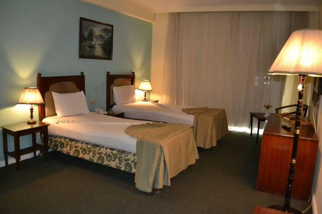Александрия: Trio Hotel Kaoud Sporting