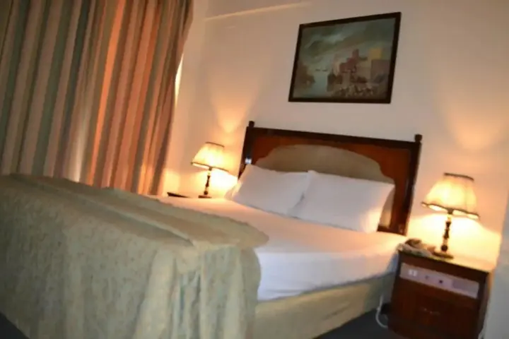 Александрия: Trio Hotel Kaoud Sporting