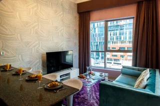 Дубай: One Bedroom Apartment in Dubai Marina