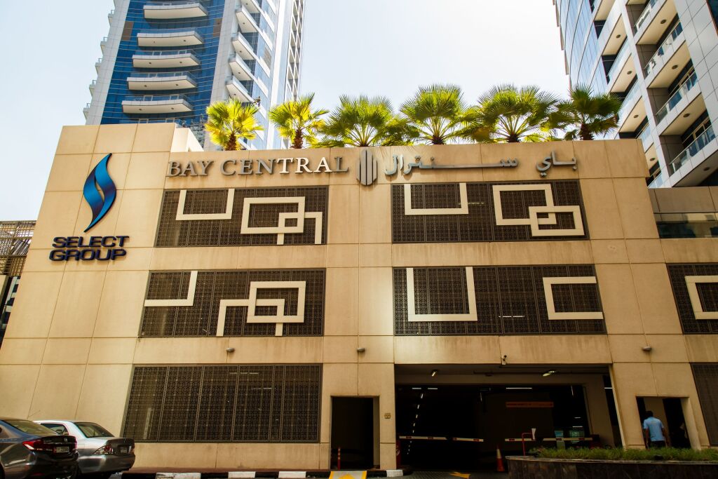 Дубай: One Bedroom Apartment in Dubai Marina