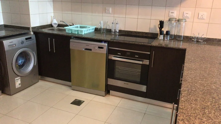 Дубай: One Bedroom Apartment in Dubai Marina