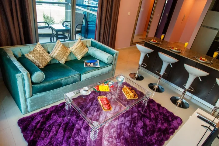 Дубай: One Bedroom Apartment in Dubai Marina