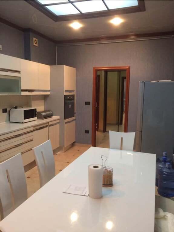 Баку: Sahil Plaza Apartments