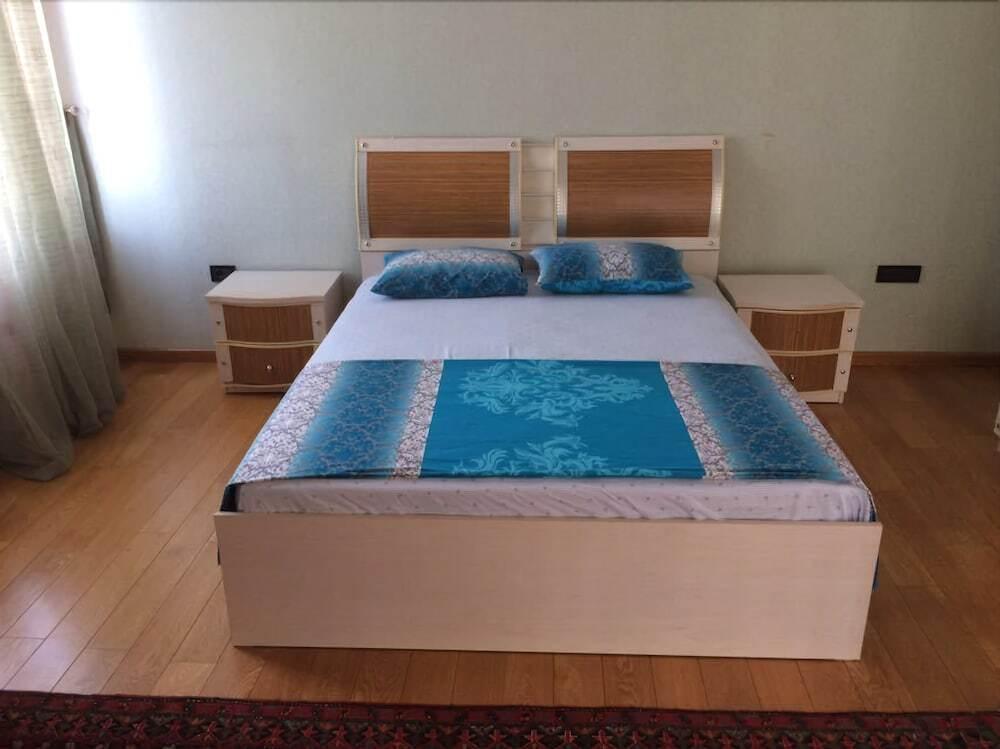 Баку: Sahil Plaza Apartments