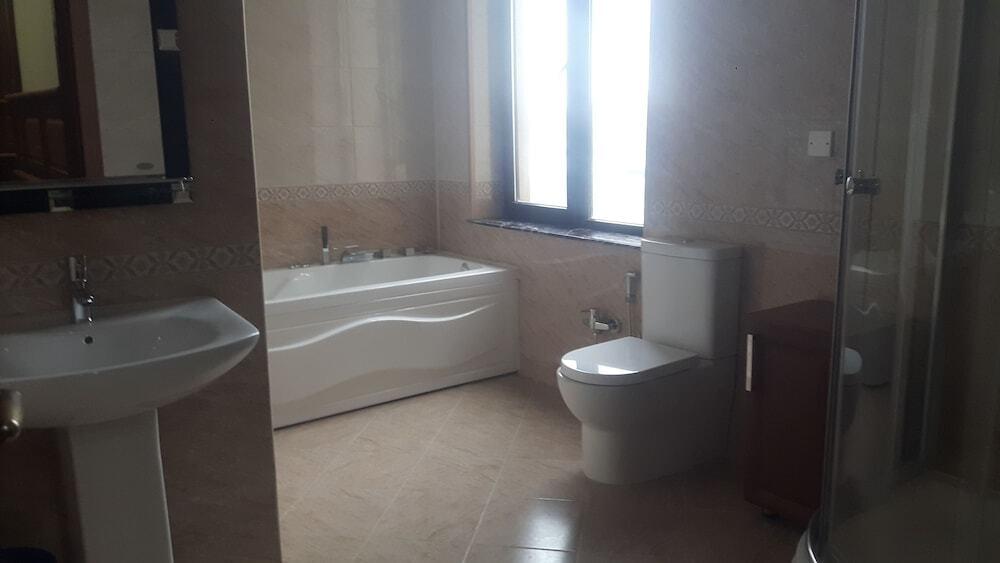 Баку: Sahil Plaza Apartments