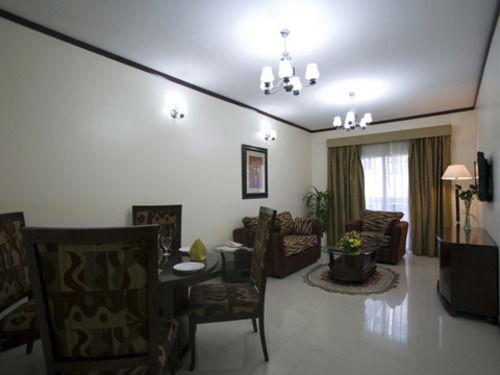 Дубай: Imperial Hotel Apartments