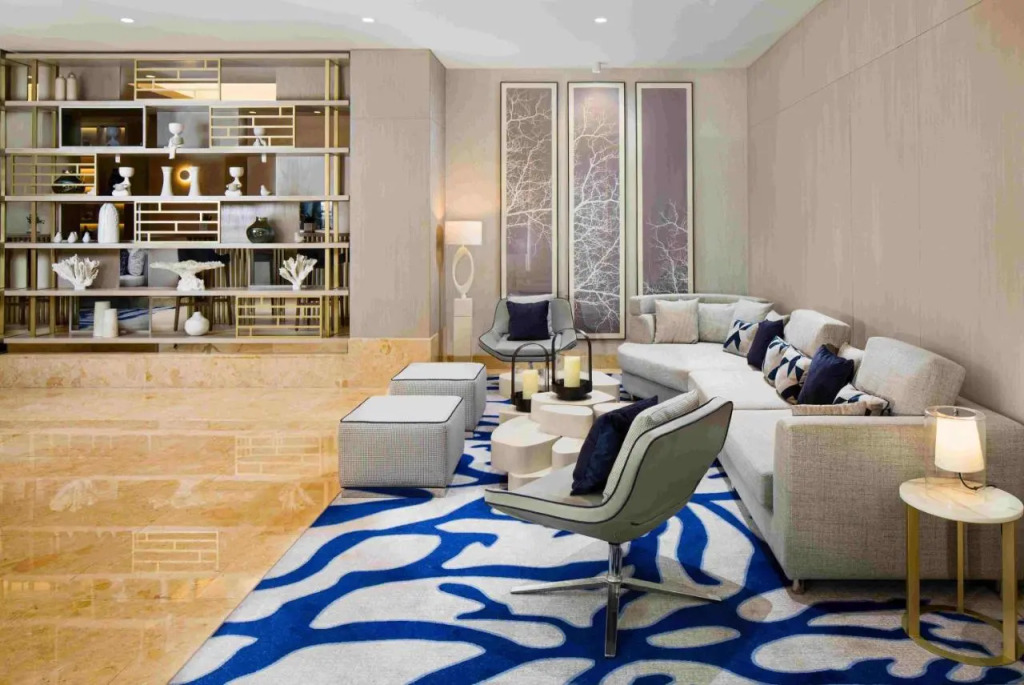 Абу-Даби: Beach Rotana Hotel - All Suites