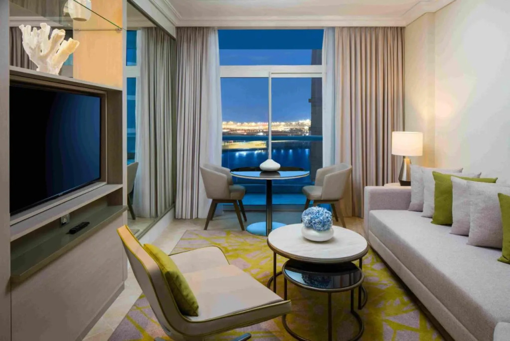 Абу-Даби: Beach Rotana Hotel - All Suites