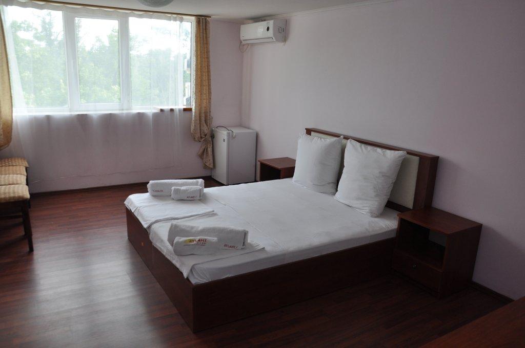 Худат: Отель Atlant Holiday Village