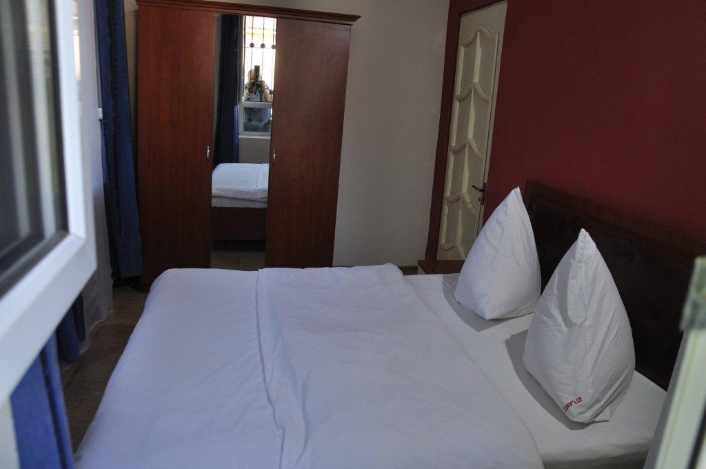 Худат: Отель Atlant Holiday Village