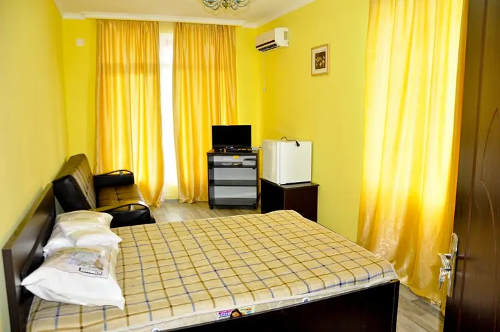 Батуми: Zau Villa Hotel