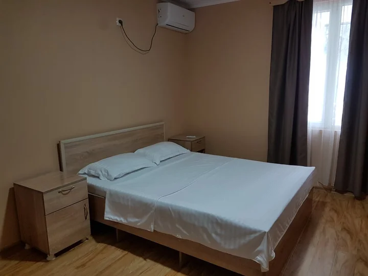 Поти: Ippa S Plaza Hotel