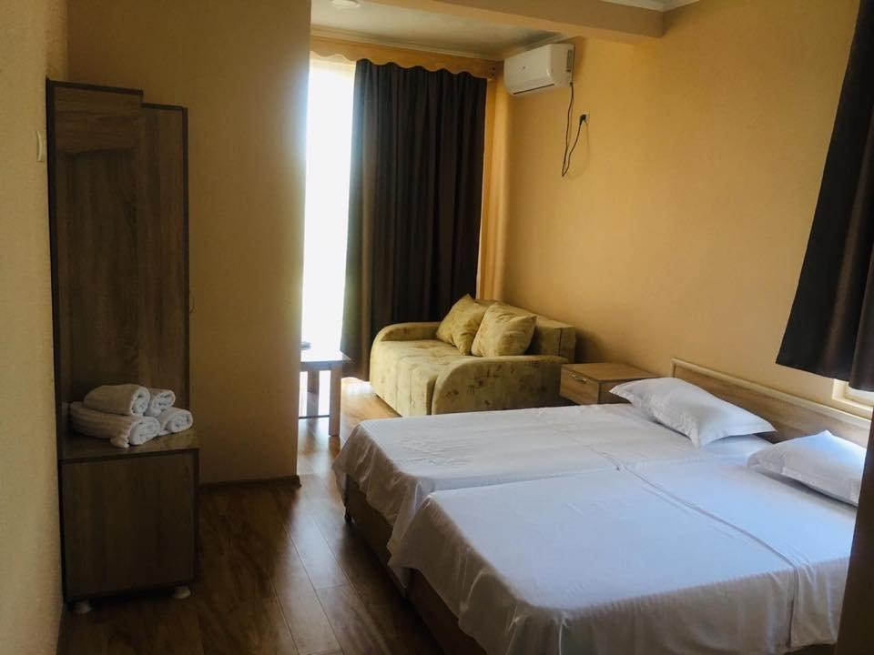 Поти: Ippa S Plaza Hotel
