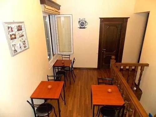 Тбилиси: Cleopatra Palace Hostel