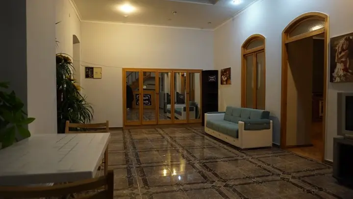 Баку: Хостел Happy Baku Hostel & Tours