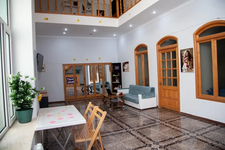 Баку: Хостел Happy Baku Hostel & Tours
