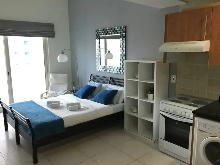Дубай: Marina View - Studio Apartment - MSG 8720