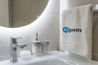 Дубай: 2 BR Apartment - Princess Tower - MSG 8760