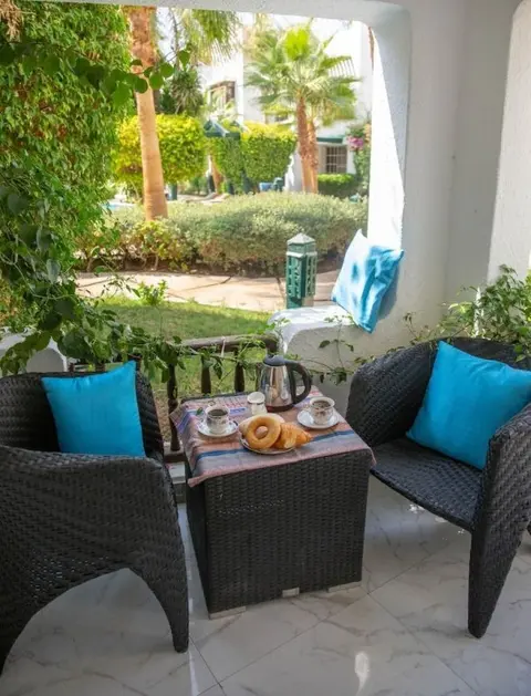Шарм-эш-Шейх (Шарм-эль-Шейх): Luxurious One Bedroom Apartment by pool