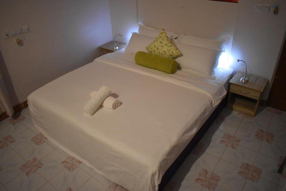Гули: Gurus Maldives at Gulhi Island