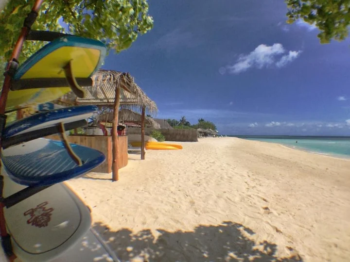 Гули: Gurus Maldives at Gulhi Island