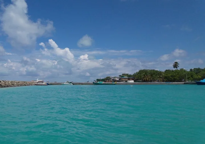 Гули: Gurus Maldives at Gulhi Island