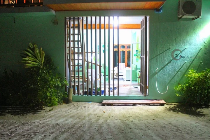 Гули: Gurus Maldives at Gulhi Island