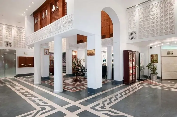 Абу-Даби: Hilton Baynunah hotel