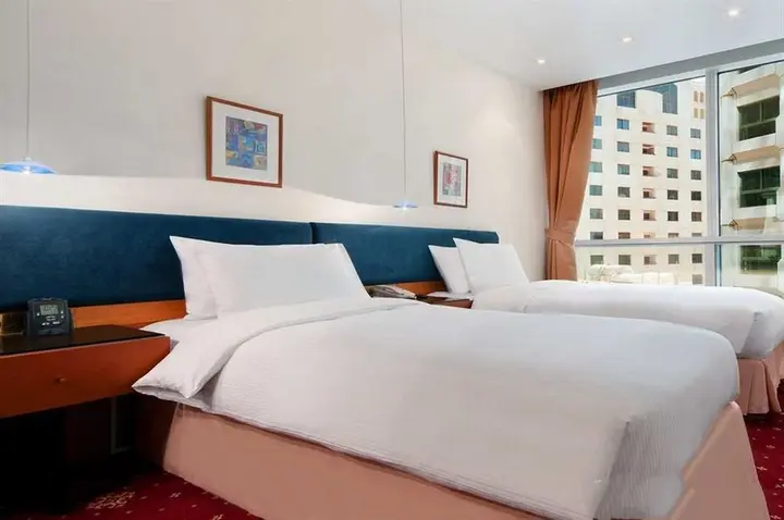 Абу-Даби: Hilton Baynunah hotel