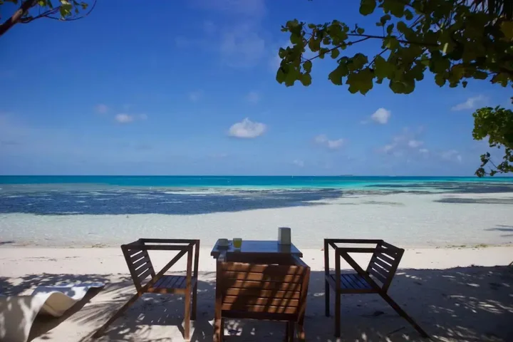 Диффуши: Crown Beach Hotel Maldives