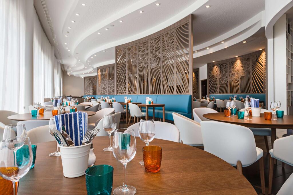 Абу-Даби: Golden Tulip Downtown Abu Dhabi
