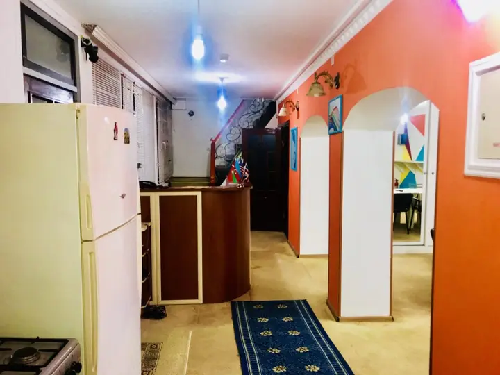 Баку: Check-in hostel (Baku Yard)