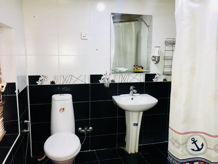 Баку: Check-in hostel (Baku Yard)