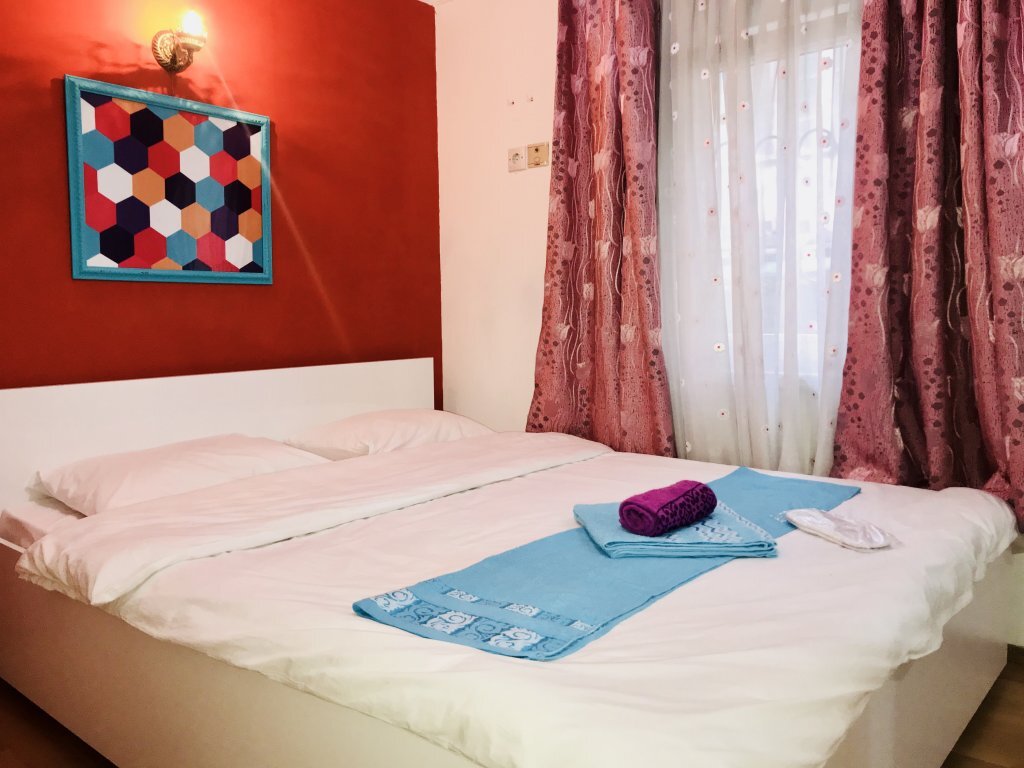 Баку: Check-in hostel (Baku Yard)