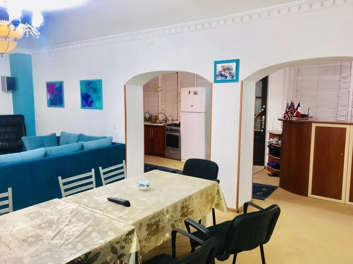 Баку: Check-in hostel (Baku Yard)
