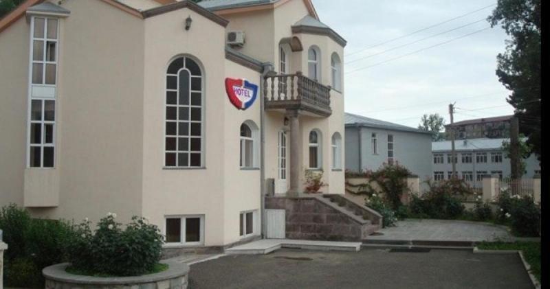 Степанакерт: Heghnar Hotel Stepanakert