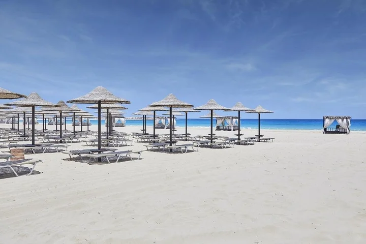 Мерса-Матрух: Jaz Crystal, Almaza Bay