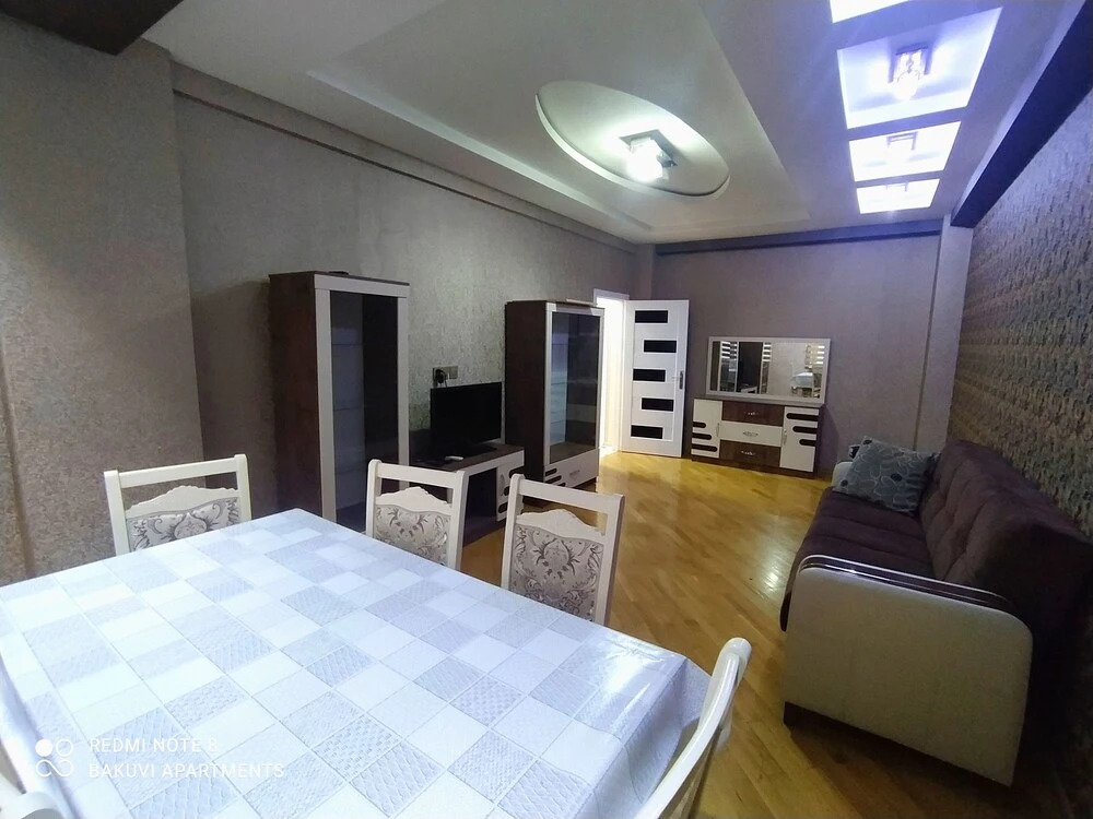 Баку: Bakuvi Tourist Apartment B074