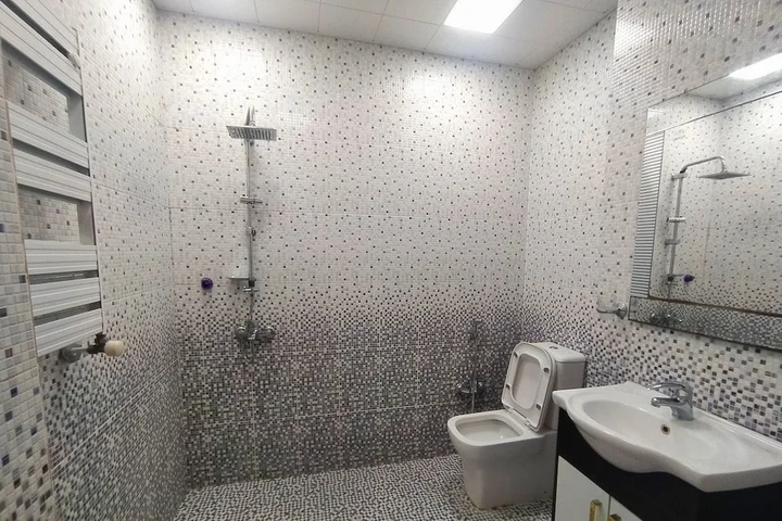 Баку: Bakuvi Tourist Apartment B074
