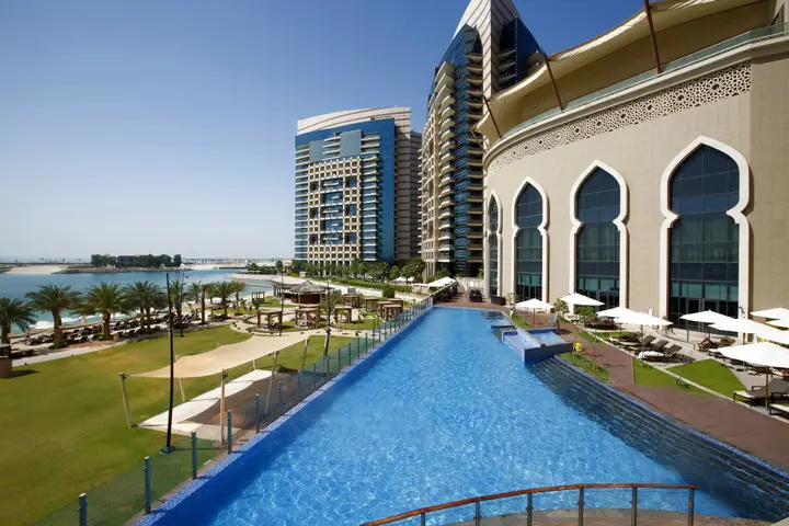 Абу-Даби: Bab Al Qasr Hotel
