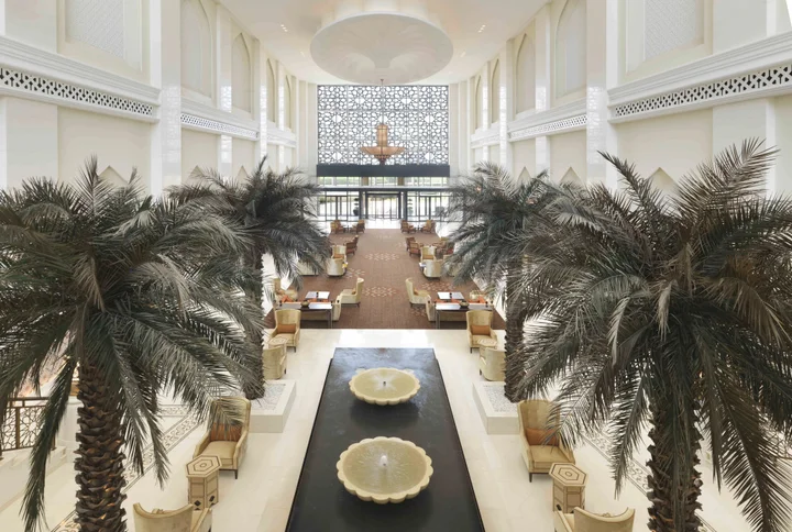 Абу-Даби: Bab Al Qasr Hotel
