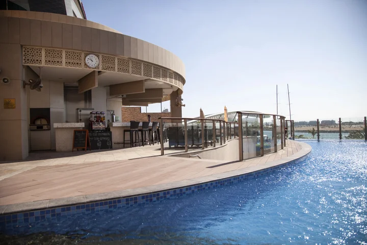 Абу-Даби: Bab Al Qasr Hotel