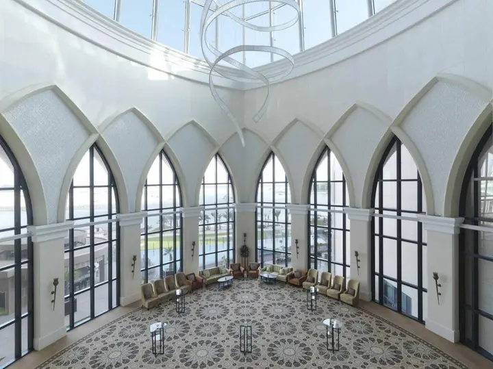 Абу-Даби: Bab Al Qasr Hotel