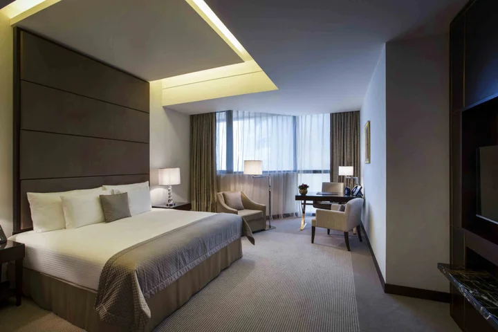 Абу-Даби: Bab Al Qasr Hotel